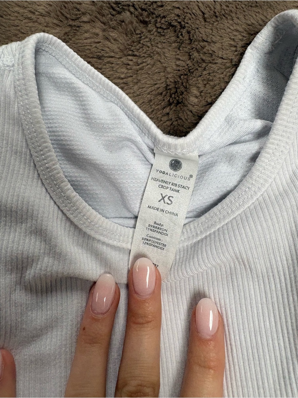 Yogalicious White Ribbed Cropped Tank - Picture 2 of 4
